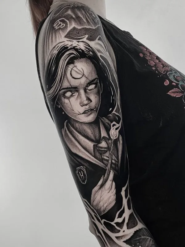 female black and grey black and grey Tatuagem em full sleeve #90077 | Tatuador Савелий Курганов