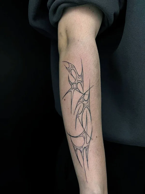 female black tribal Tatuaggio su arm #87200 | Tatuatore София Овиаши