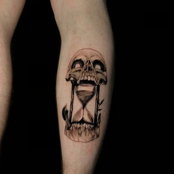 whipshading tattoo by Виктор Долгалев in Moscow