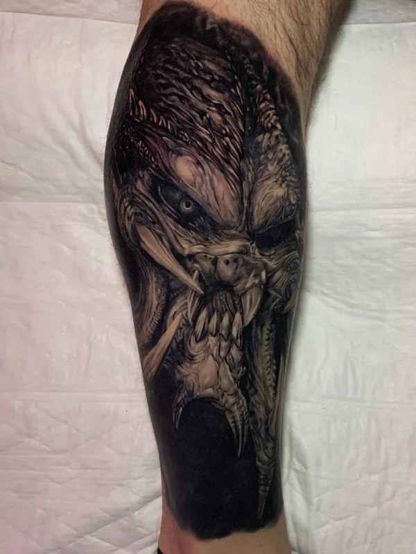 blackandgrey horror 타투 부위 calf #87971 | 타투이스트 Виктория Зиман 