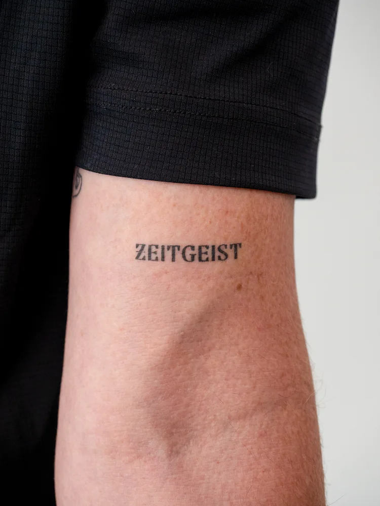 Bang Bang presenta A.E.R.O.: el primer robot tatuador del mundo - image 1