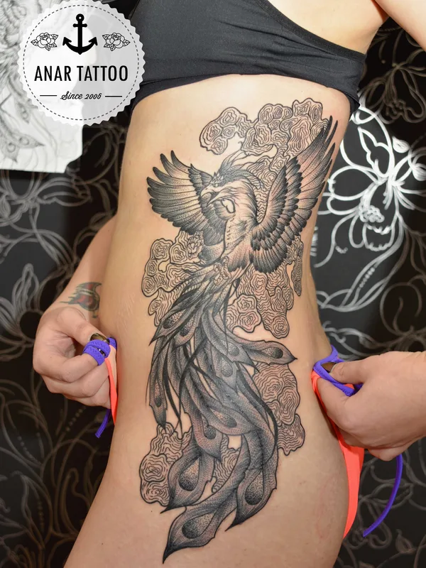 female black and grey blackwork татуировка на side #20865 | Тату мастер ANAR AKMEDOV