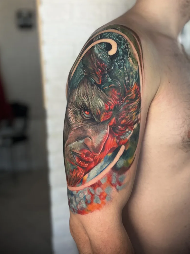Tattoo artist Alesya Kupriyanova