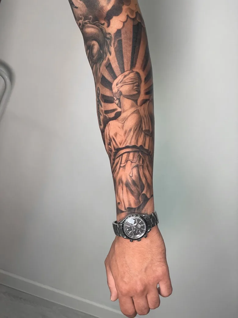 Alex Uragan: Art of Antique Tattooing - image 8