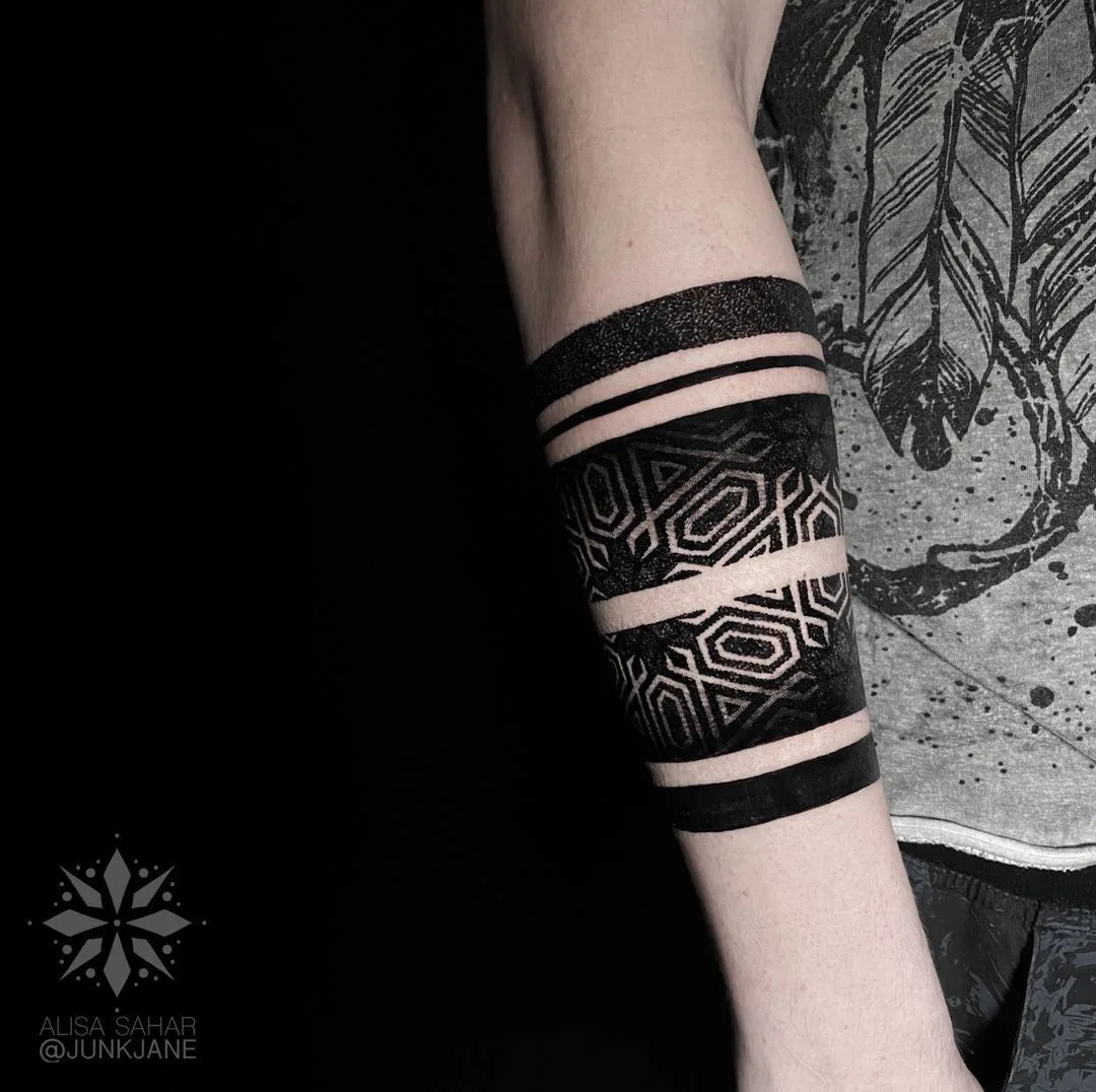 Artista del tatuaggio Alice Sugar, Ornamentale, Tatuaggio Ornamentale