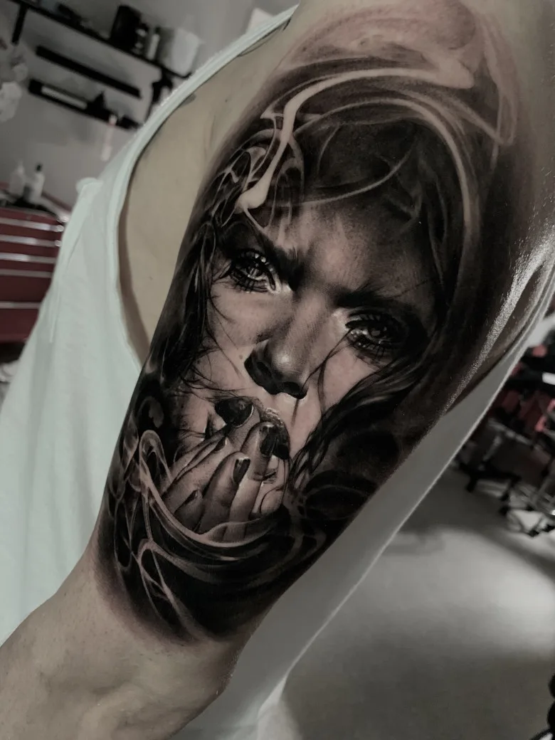 Grigorii Butrin: Master of Black and Gray Tattooing, Bringing Realism to Life on Skin - image 6