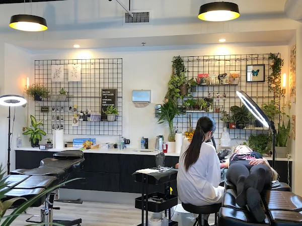 Chronic Ink - Tattoo Shop Vancouver (Kitsilano)