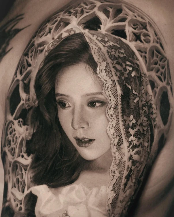Realism Portrait, Lace tattoo on Shoulder