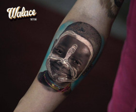 Отличный портретный тату реализм от Walace Sales