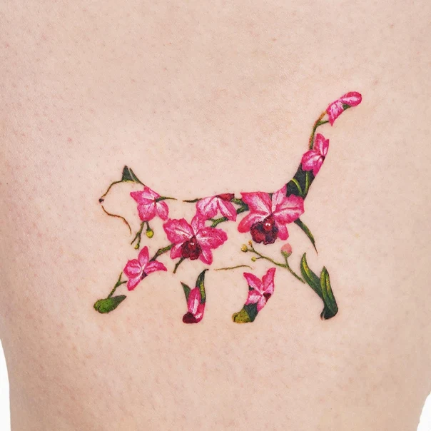 Botanic Cat, Flowers tattoo on Thigh