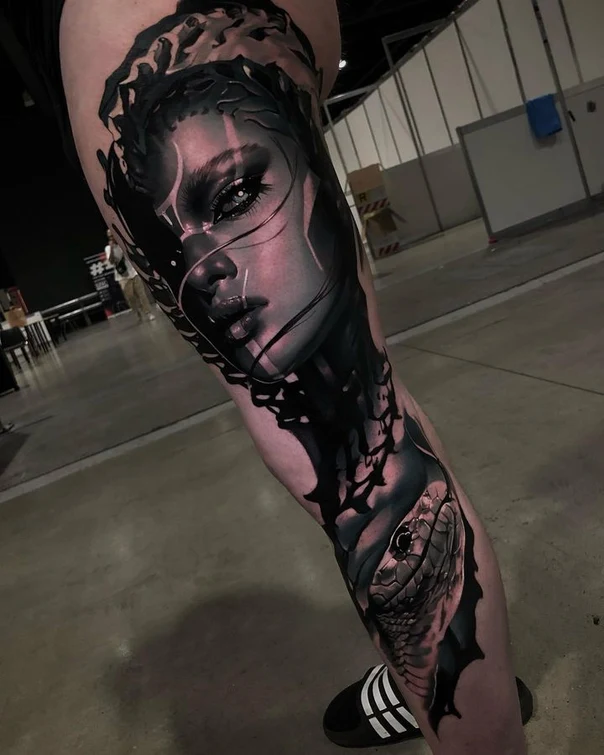 Realism Woman, Snake tattoo on Thigh
