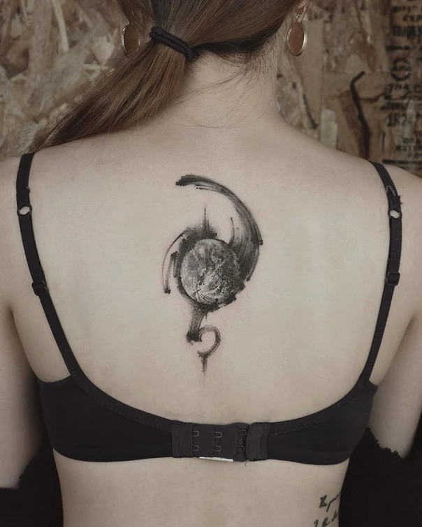 Abstract Abstract tattoo on Upper Back