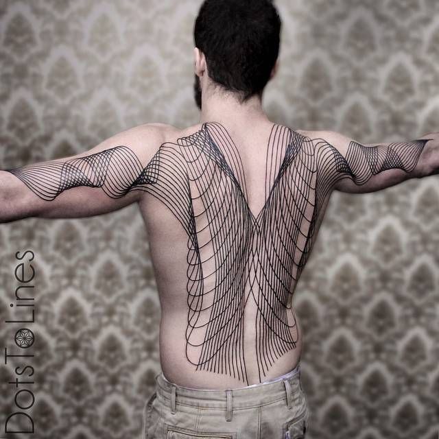 Линии, волны и точки в татуировках Chaim Machlev