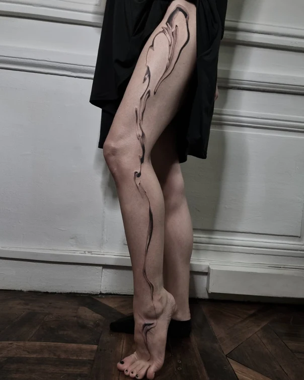 Abstract Abstract tattoo on Thigh