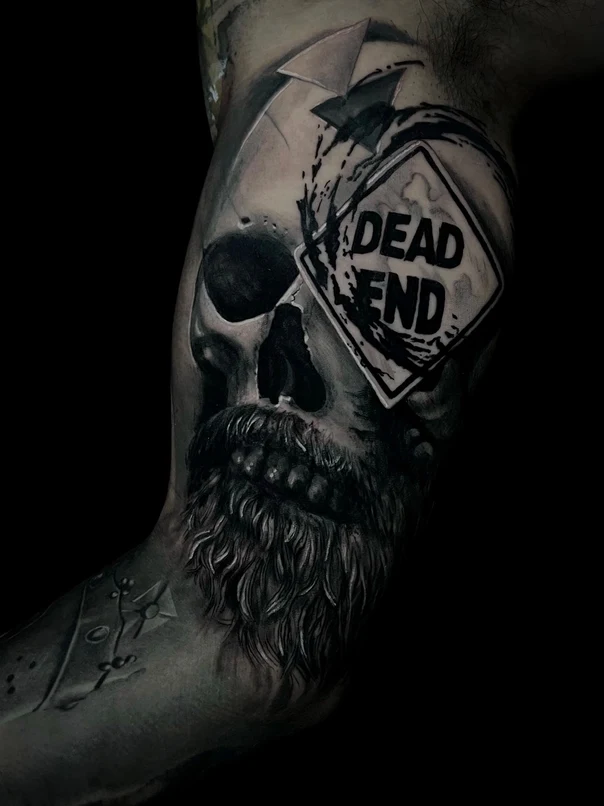 Black & Grey Skull, Lettering tattoo on Forearm