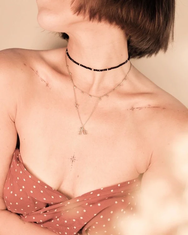 Fineline Stars, Lines tattoo on Collarbone