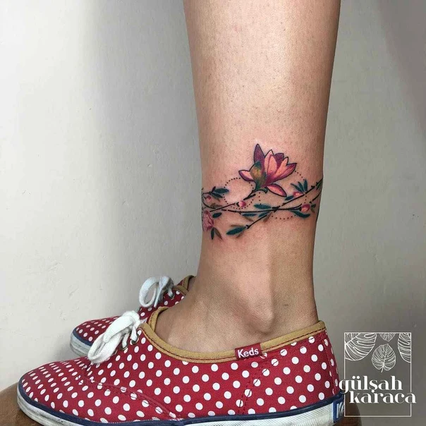 Botanic Flower, Floral tattoo on Ankle