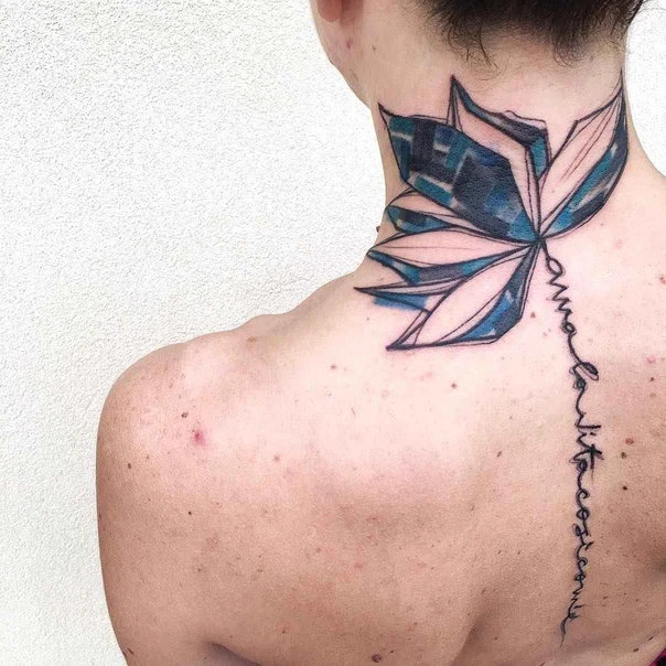 Geometric Flower, Lettering tattoo on Back of neck