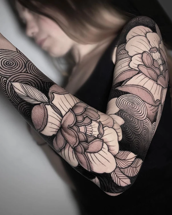 Blackwork Flower, Geometric tattoo on Full Sleeve