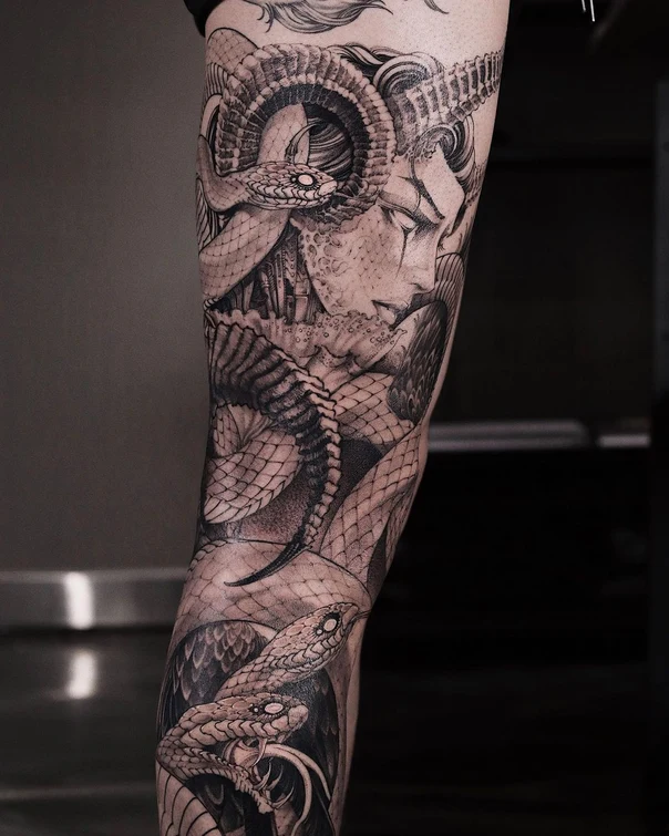 Black & Grey Snake, Woman tattoo on Thigh