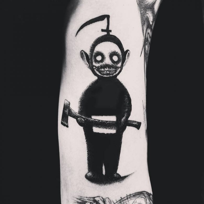 Черно-белые дьявольские хоррор татуировки Morty