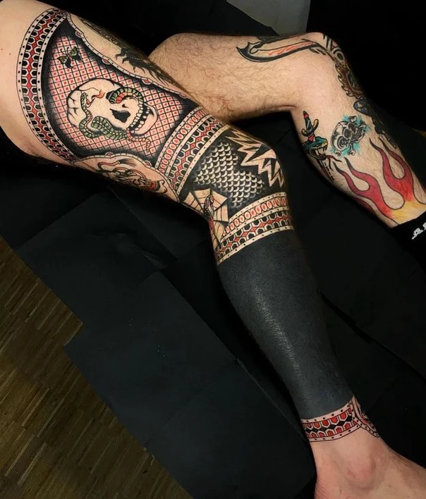 Blackwork Skull, Snake tattoo on Full leg