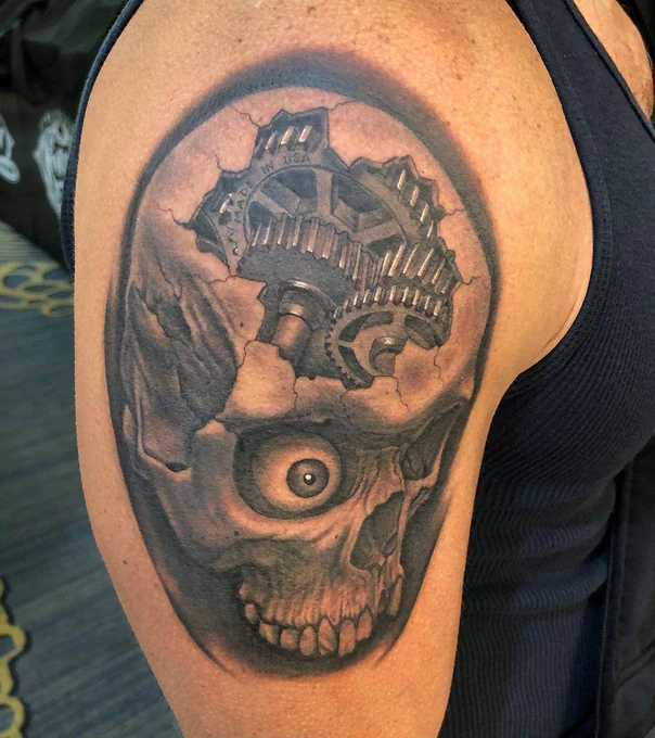 Biomechanical Skull, Gears tattoo on Shoulder
