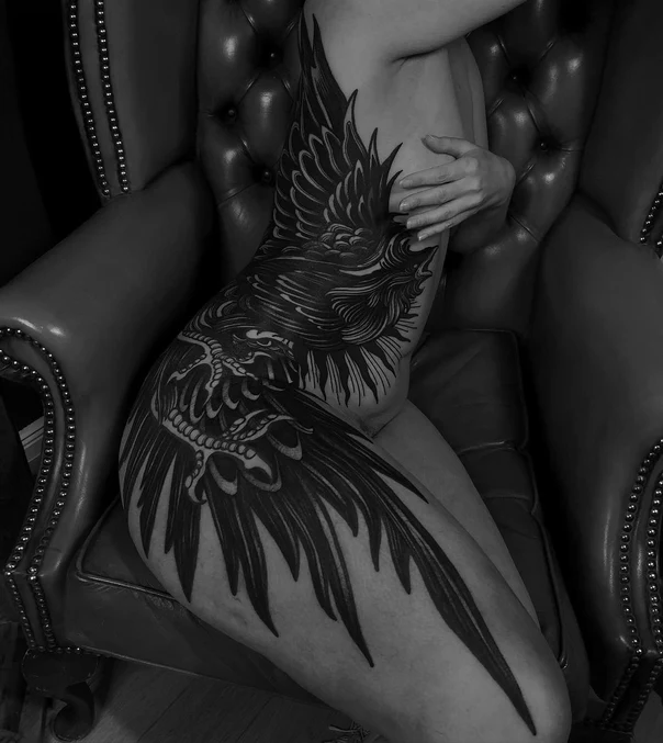Blackwork Wings, Skull tattoo on Side