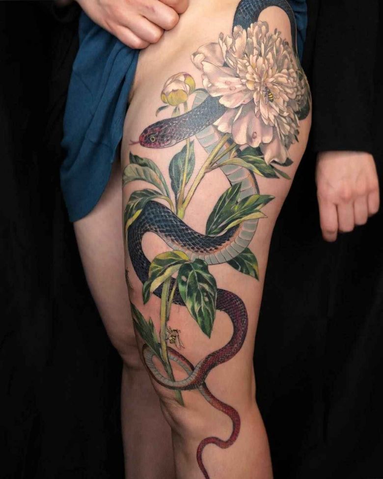 Тату мастер Stephanie Brown авторские цветные неотрадионные татуировки, цветы, животные | Чикаго, США