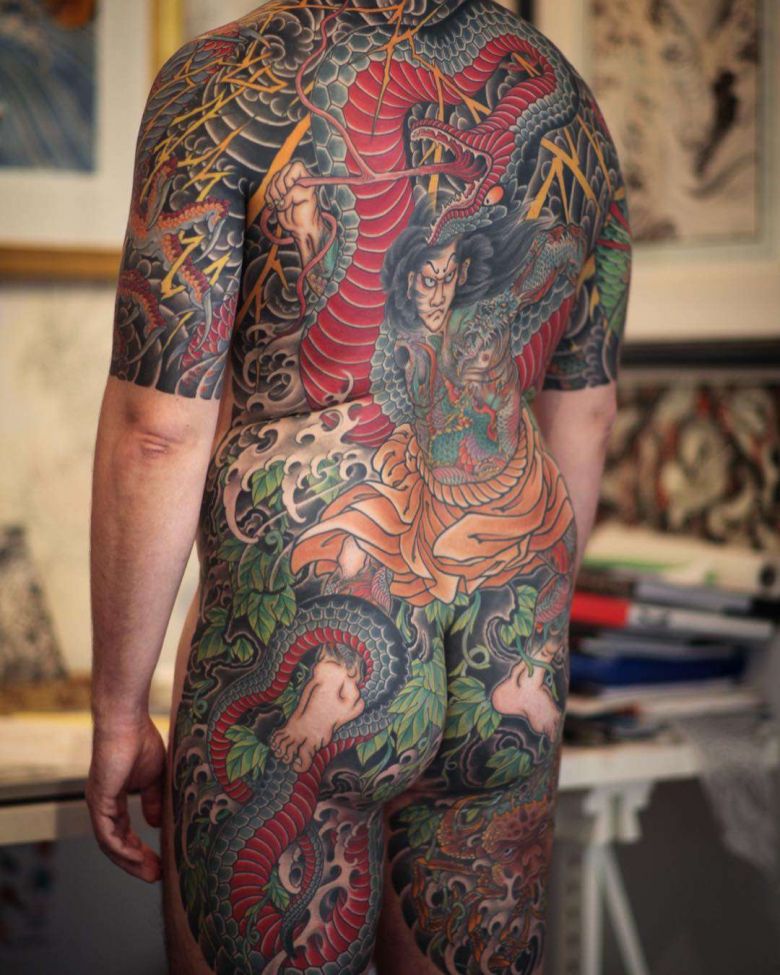 Тату мастер Johan Svahn, цветная японская татуировка. Восточная, ориентал татуировка. Тату костюм. Фото тату | Швеция