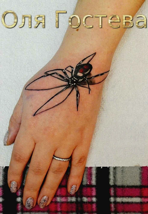 Лайнворк Spider tattoo на Запястье