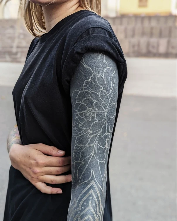Blackout Floral, Mandala tattoo на Полный рукав