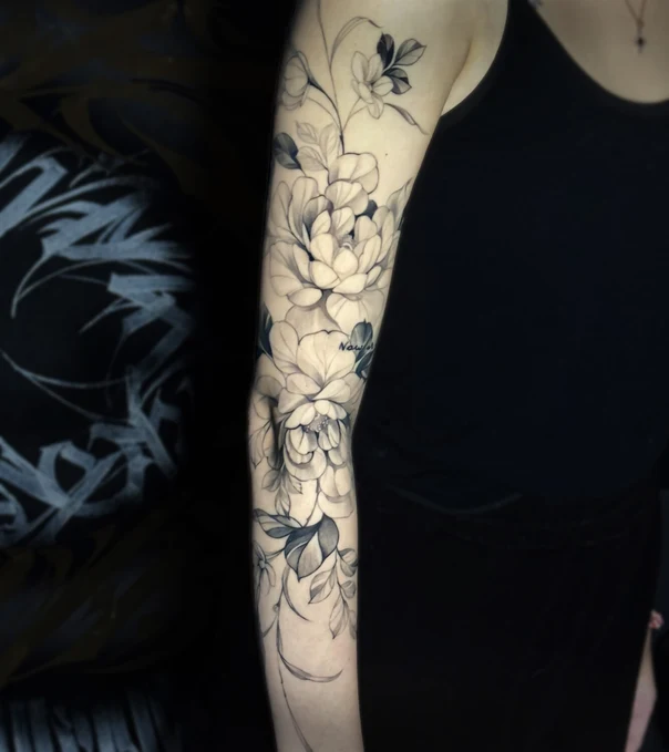 Ботаническая Flowers, Leaves tattoo на Полный рукав