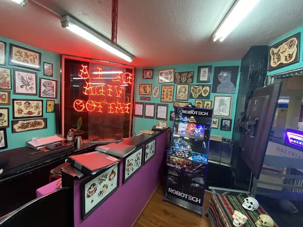 De La Vida Tattoo