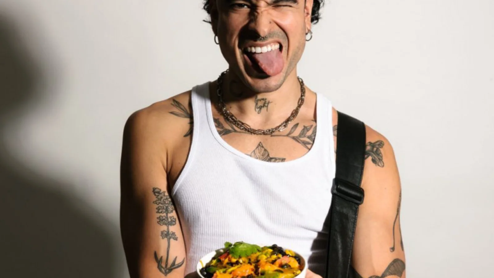 Ern&auml;hrung und Tattoos: 10 Schritte, um die Helligkeit und Sch&ouml;nheit Ihrer Tattoos zu bewahren
