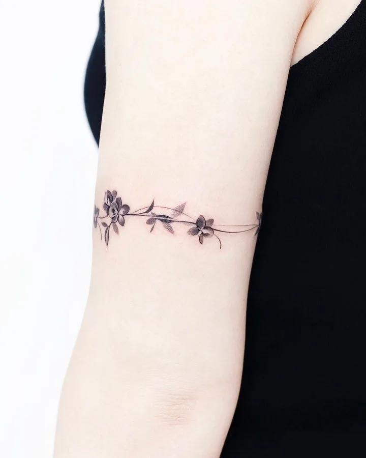tattoo 艺术家 Foret