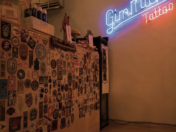Gimmick Tattoo Studio