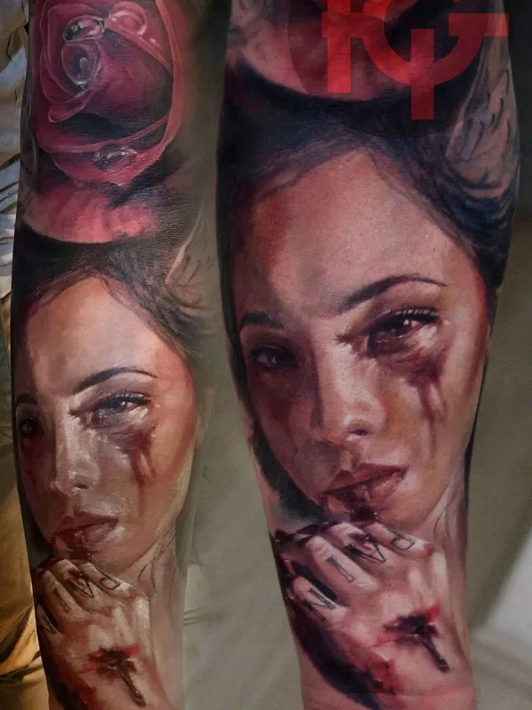 female color realism Tatuaggio su forearm #6975 | Tatuatore Иван Юг