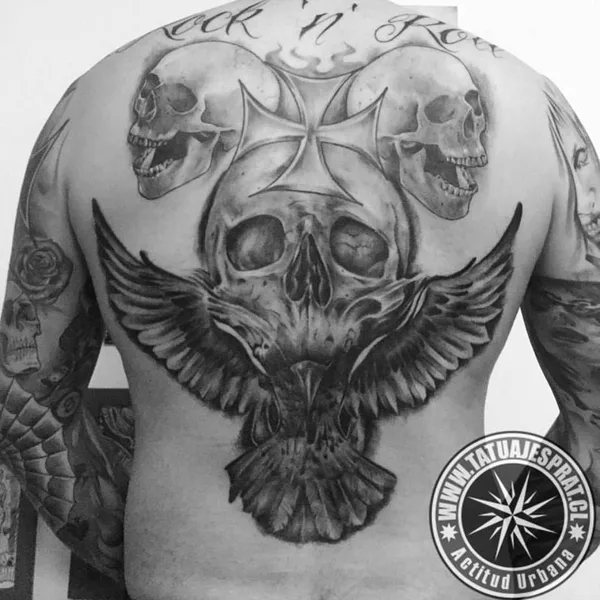 Traditional tattoo by Camilo Prat in Santiago