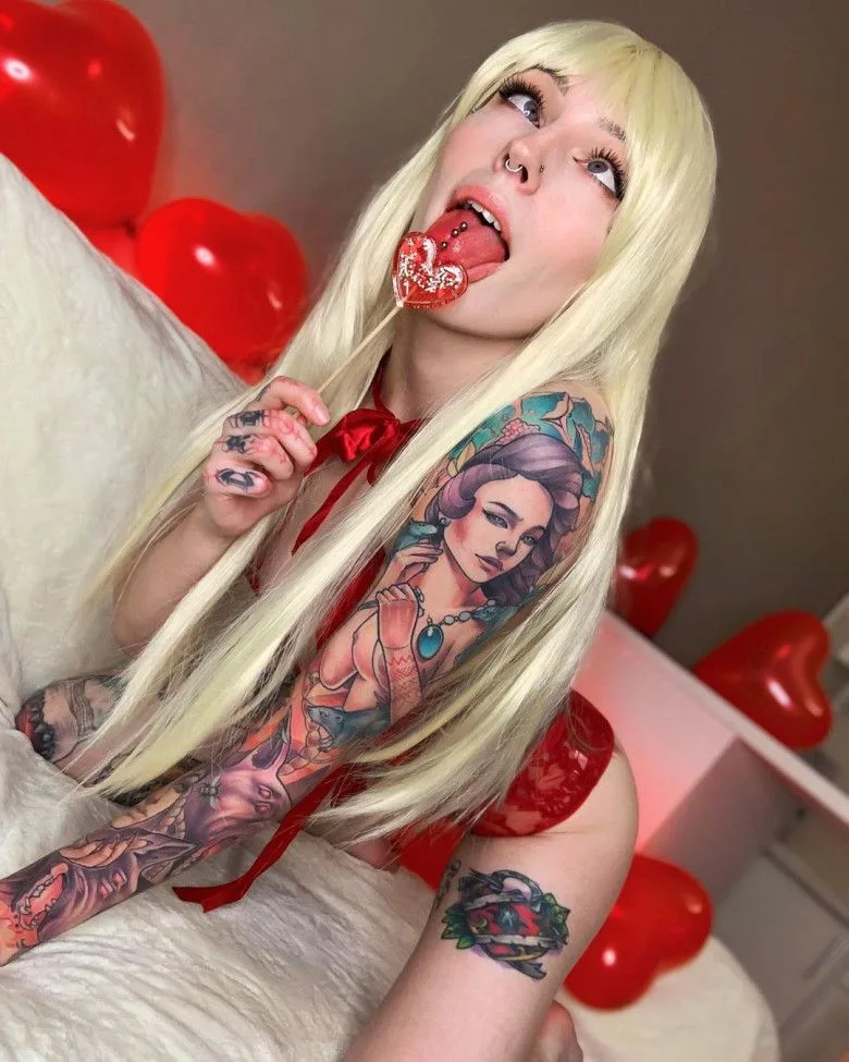 Bright and playful tattoo model Hellia Rite - image 7