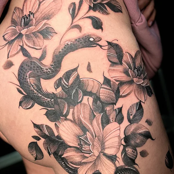 whipshading tattoo by Сергей Черный in Moscow
