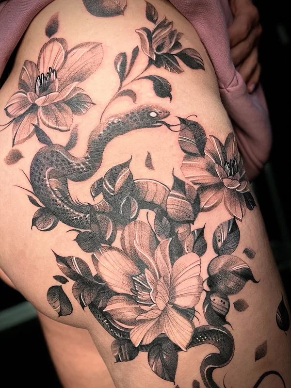 whipshading tattoo by Сергей Черный in Moscow