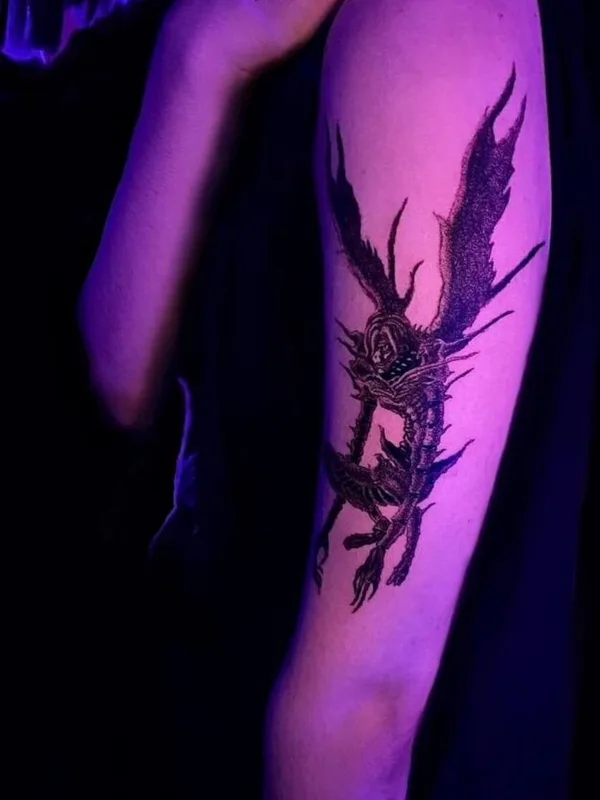 female black blackwork татуировка на upper arm #91356 | Тату мастер Василий Капичников