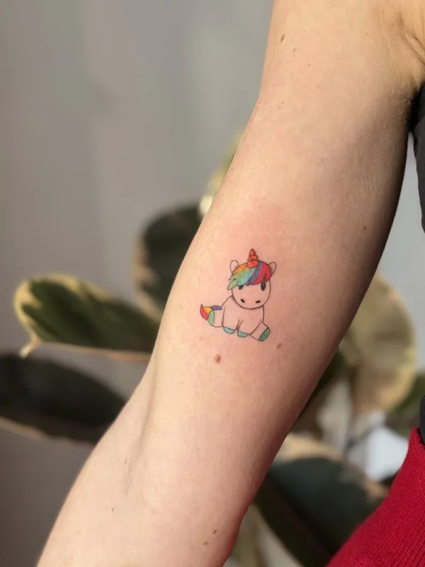 female color linework 타투 부위 arm #91691 | 타투이스트 Эльвира Володарская