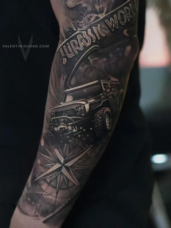 black and grey realism татуировка на forearm #93904 | Тату мастер Valentin DUDKO