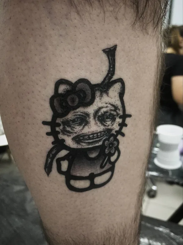 black and grey blackwork tatuaje en calf #91766 | Tatuador Slava Deviline