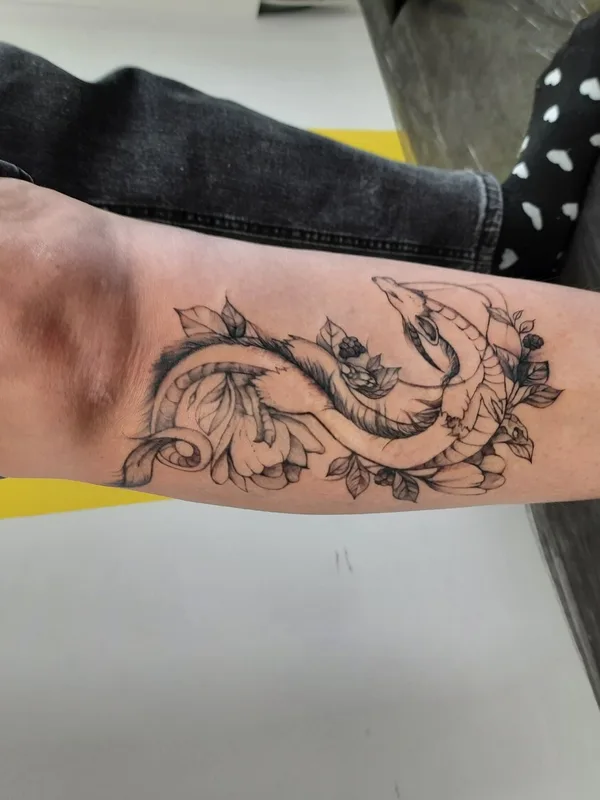 female black illustrative татуировка на forearm #91920 | Тату мастер Leila Askerova