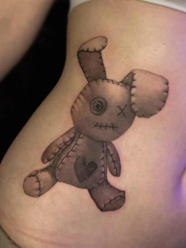 female blackandgrey microrealism 타투 부위 stomach #93140 | 타투이스트 Евгений Таскаев