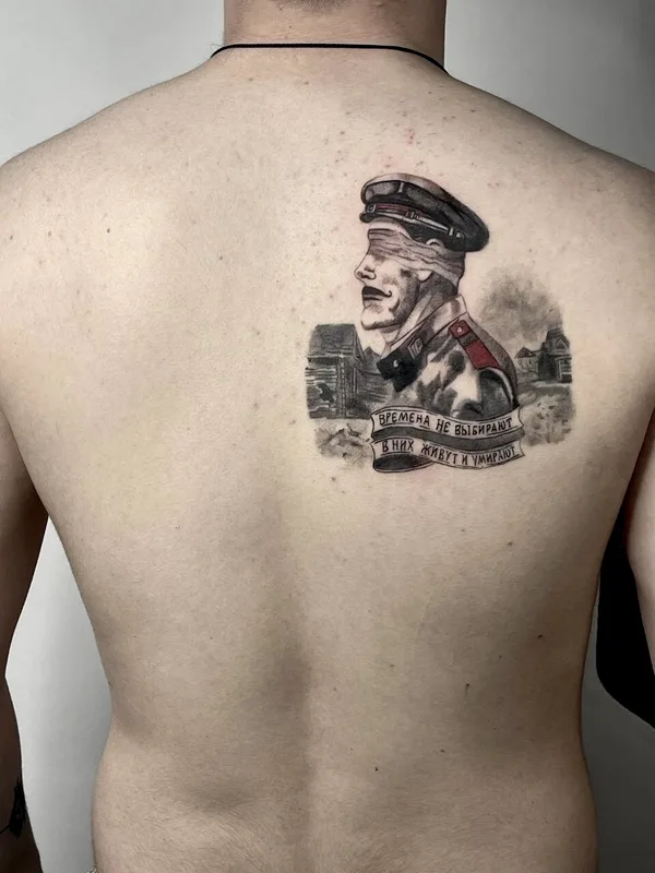 black and grey realism 纹身 在 upper back #93159 | 纹身师 Анастасия Меррис