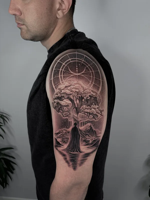 Tatuaggio #102633 | Tatuatore Антон Хасанов